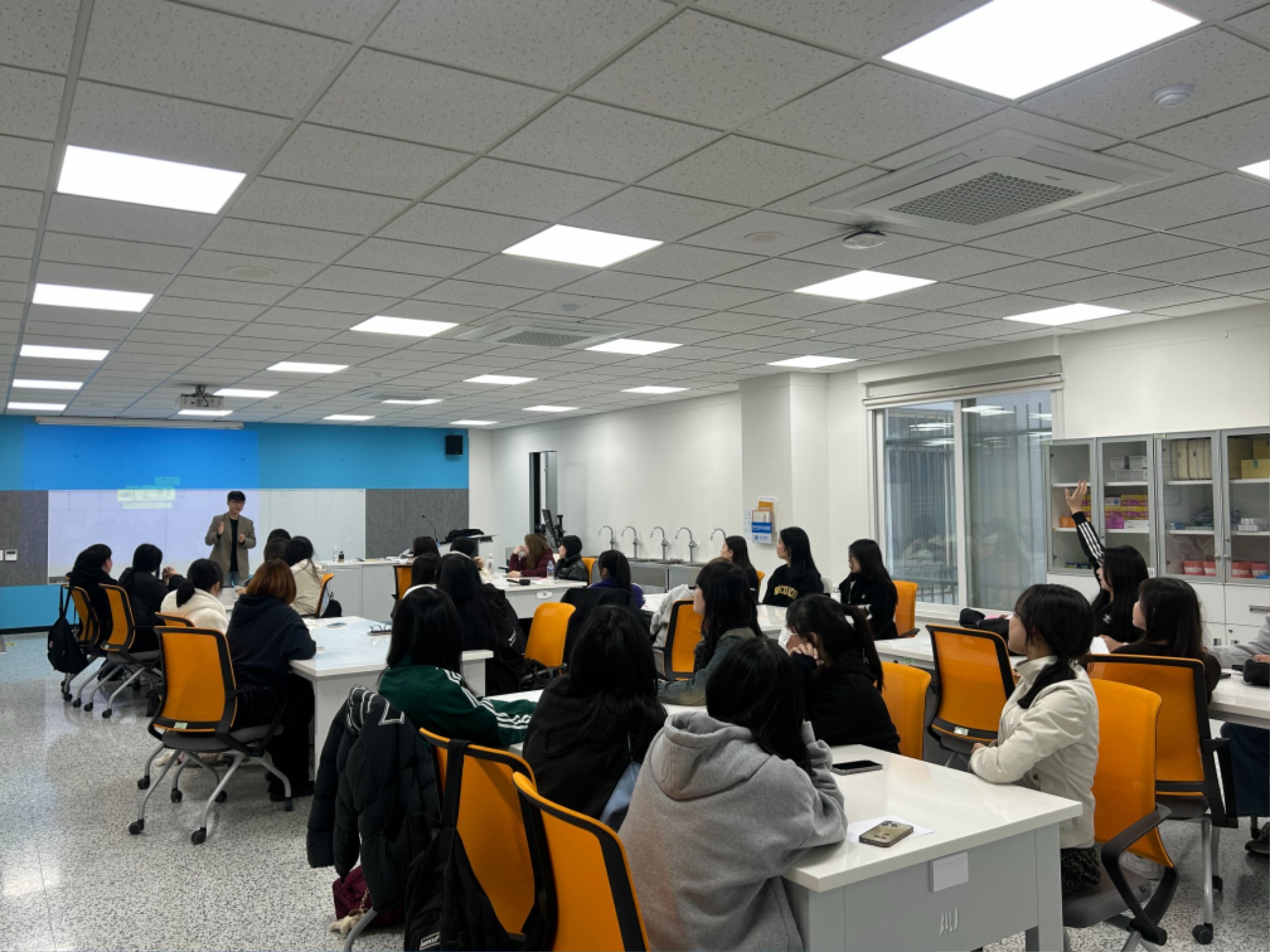 KakaoTalk_20250311_163428178_01.jpg